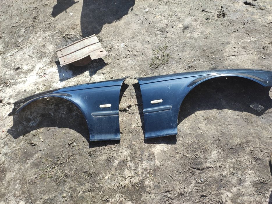 Крила бмв е39 в гарному стані