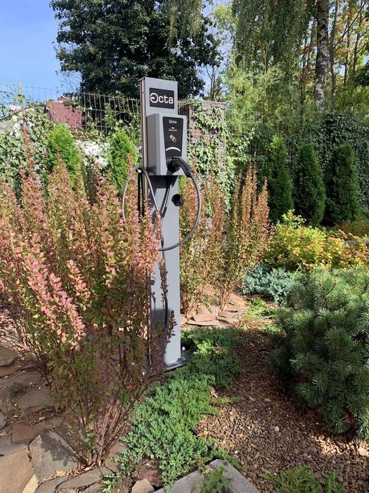 Зарядные СТАНЦИИ для ЭЛЕКТРОМОБИЛЕЙ • Зарядки до 22 кВт • 4G WI-FI LAN