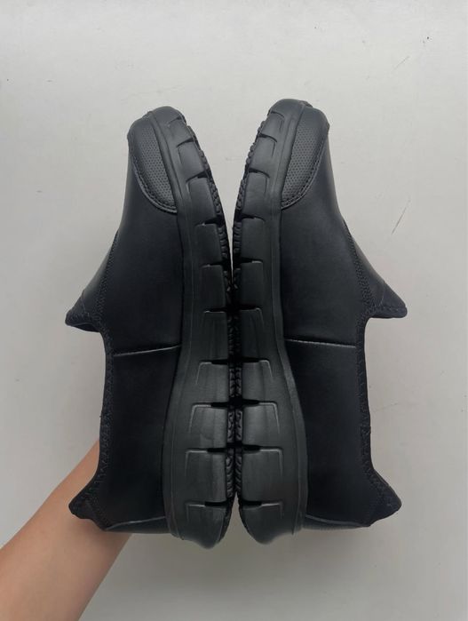 Шкіряні кросівки skechers