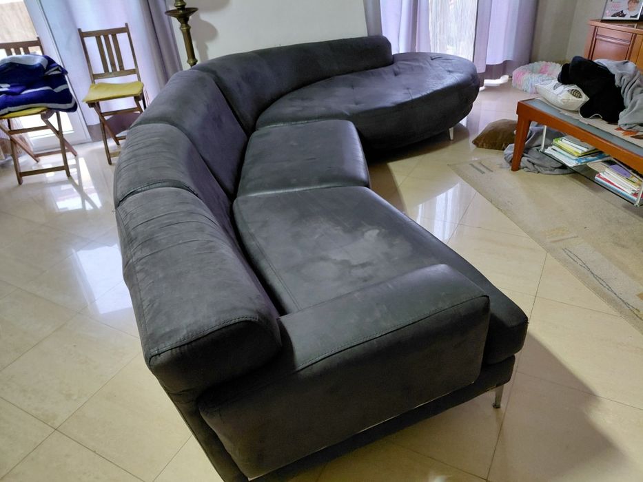 Sofá bastante confortavel