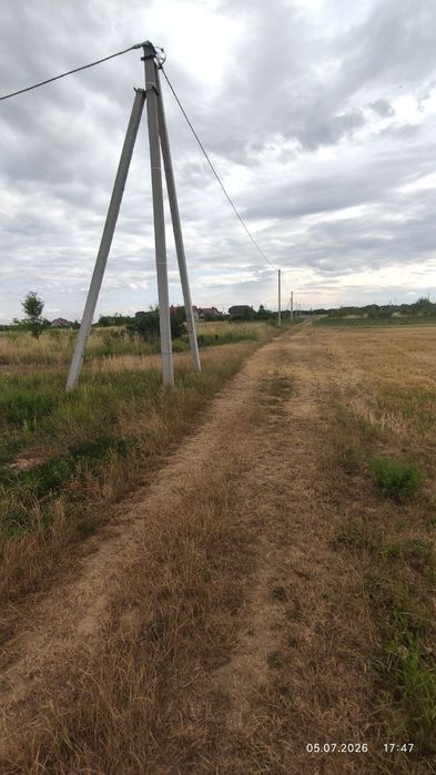 Продається ділянка в с. Тарнівці