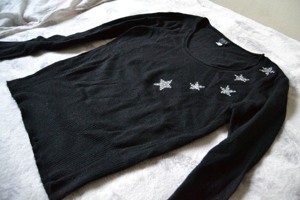 Czarny sweter 1 2 3 Paris Un Deux Trois gwiazdki 36 S 34 XS