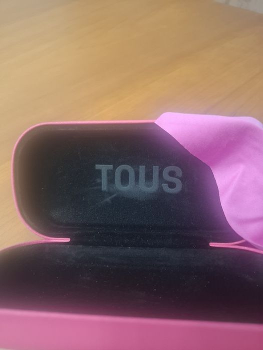 Óculos Sol "Tous" sem uso. Excelente estado e preço. Boa oportunidade