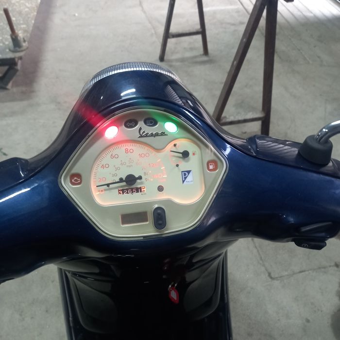 Vespa lx 125 ie bom estado
