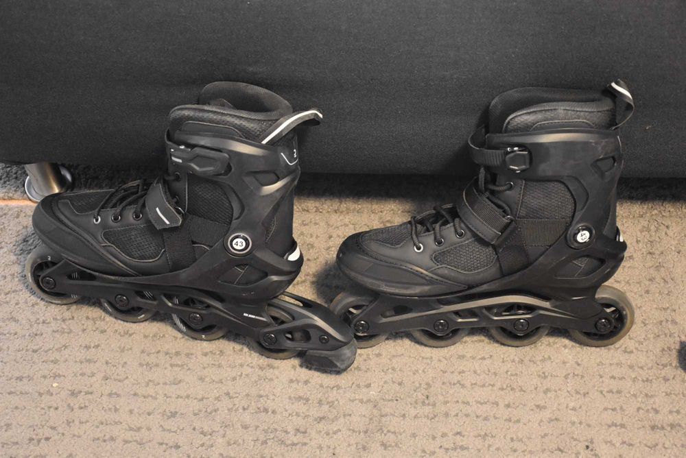 Vendo patins em linha adulto, tamanho 43, usados