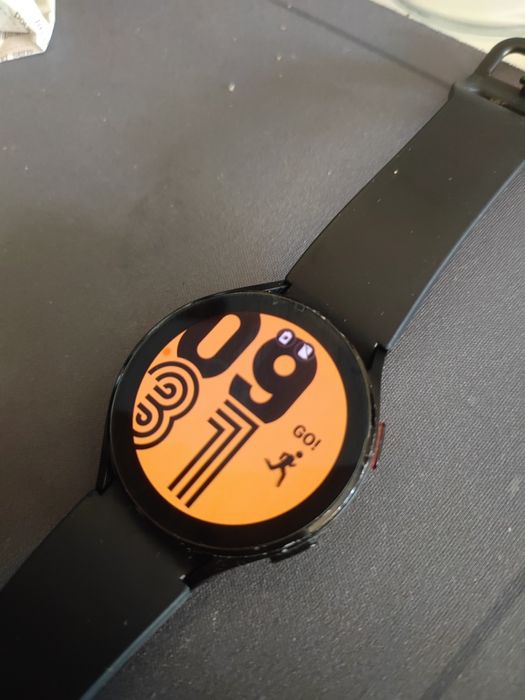 Samsung Galaxy Watch 4