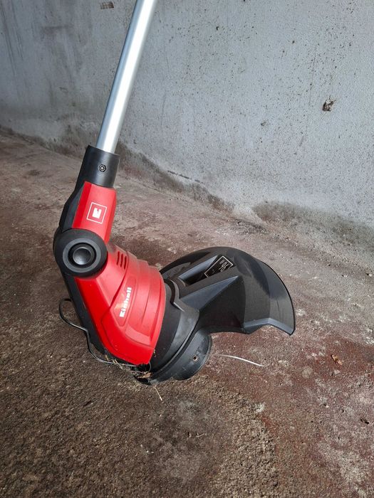 Roçadora de relva elétrica