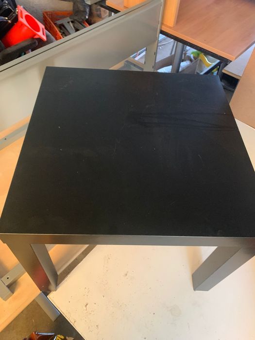 Mesa de apoio (preto)