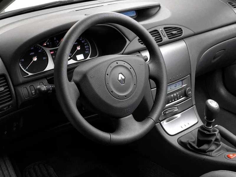 Volante Laguna II / Espace IV