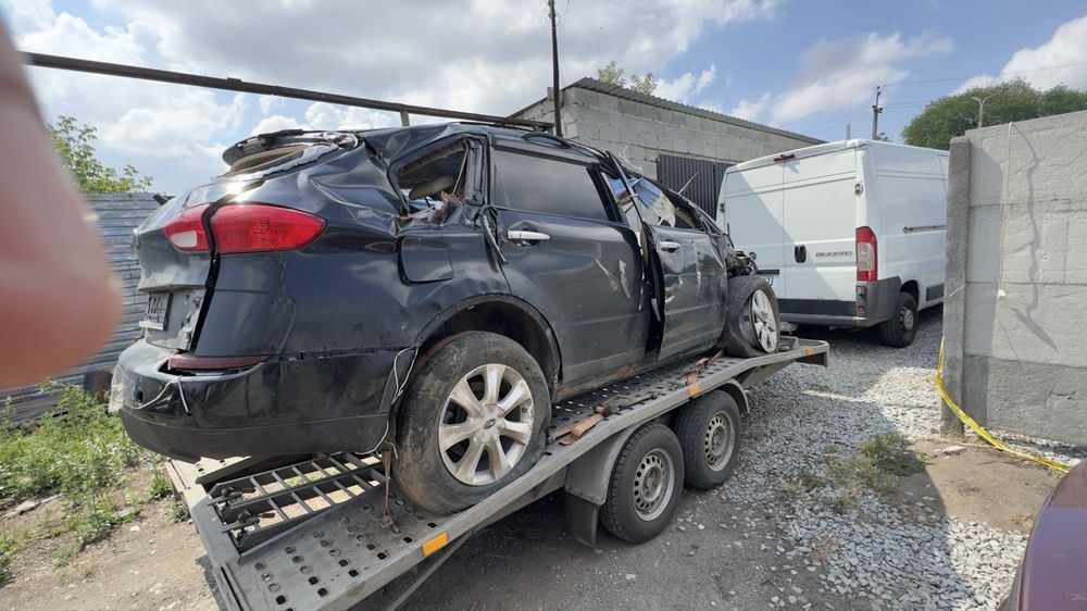 Повний розбір Subaru Tribeca B9