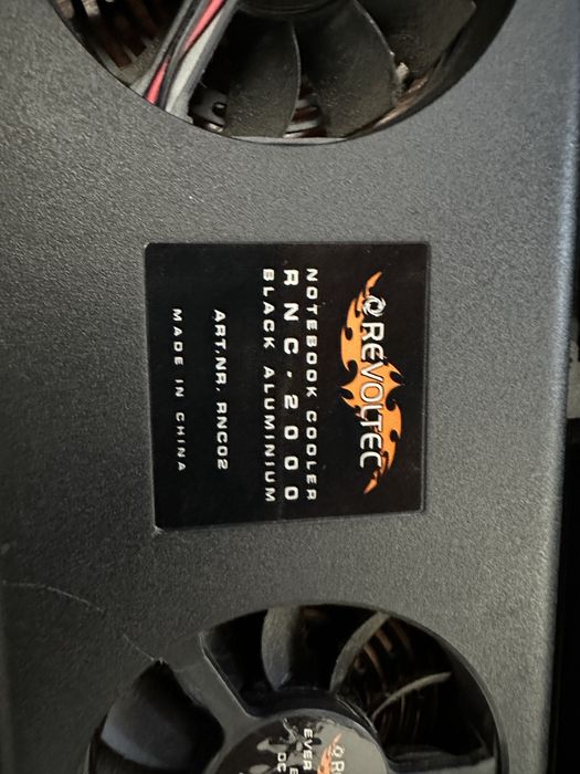 Base em aluminio para portatil