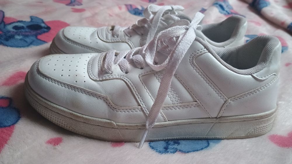 Buty sportowe 37 białe w bdb stanie