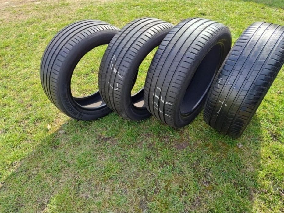 Oponyletnie  235/50r19