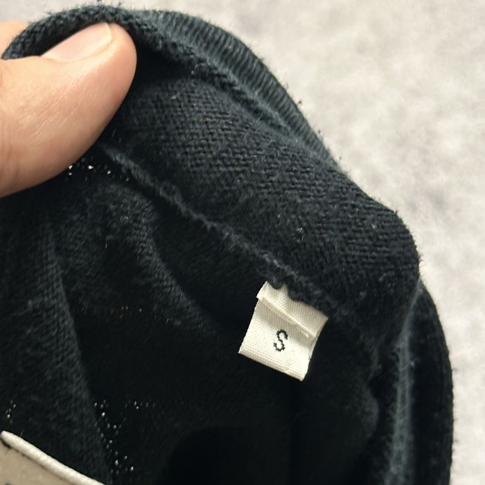Легкий свитер Stone Island S с патчем 6615 кофта