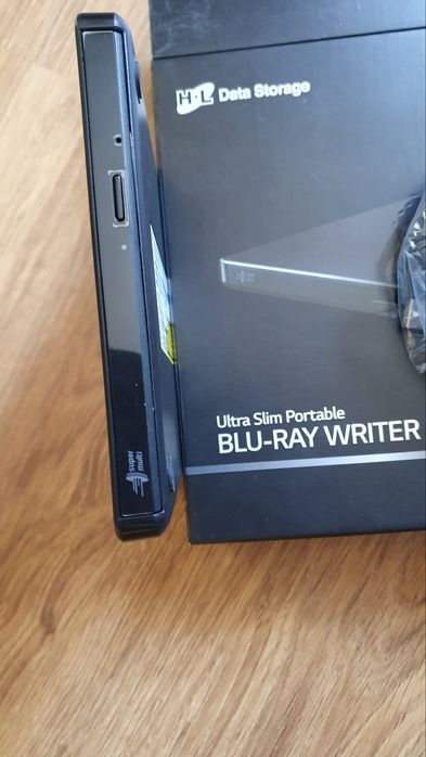 Записувач blu-ray .