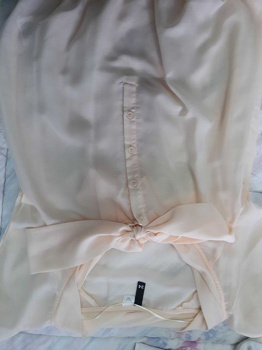 Roupa e sapatos (excelente condição)