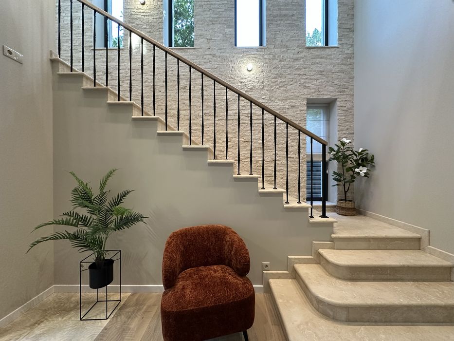 Шикарный дом на 12 фонтана