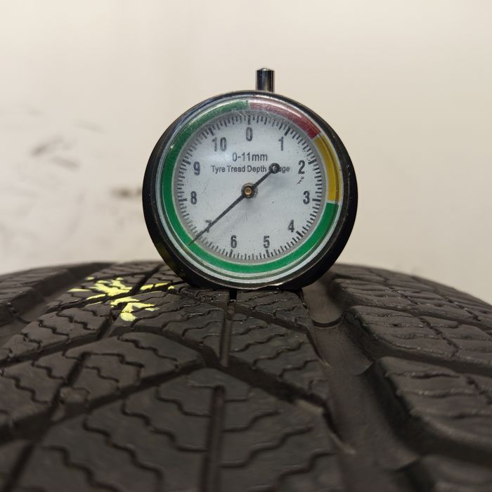 225/55R17 Pirelli Sottozero 3