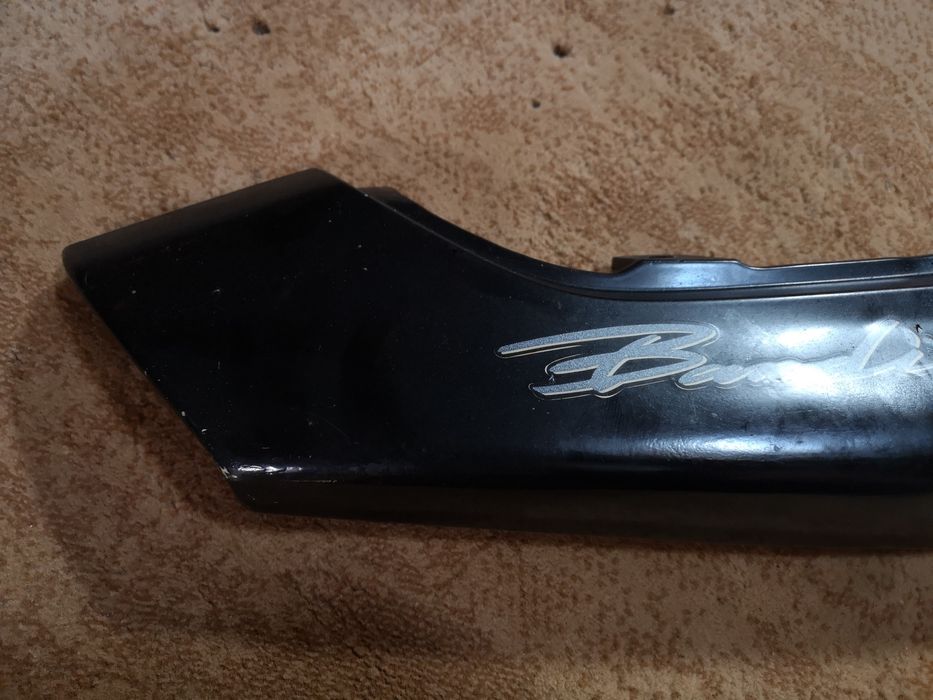 Tampa lateral direito da Bandit400