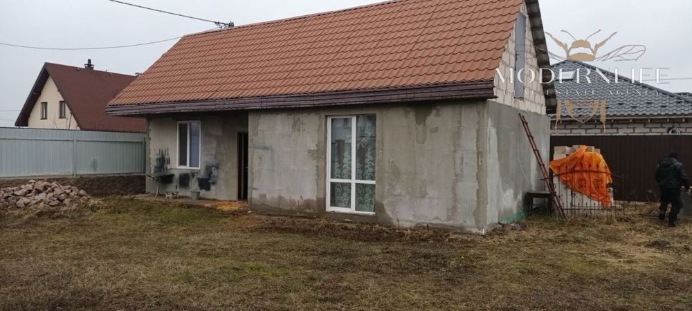 Продаж ділянки з будинком 75 м² в с. Зелений Бір