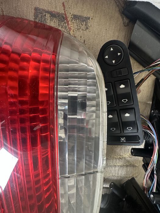 Задні Фанарі BMW e 38