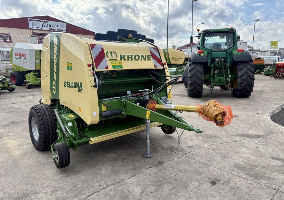 enfardadeira de rolos krone