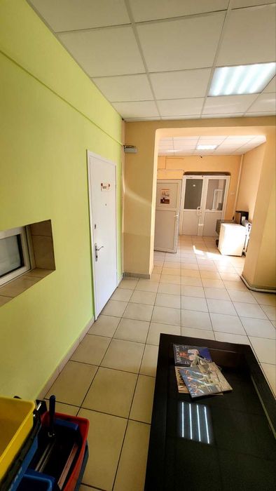 Продам  здание поликлиники  ул. Архитектора Алёшина