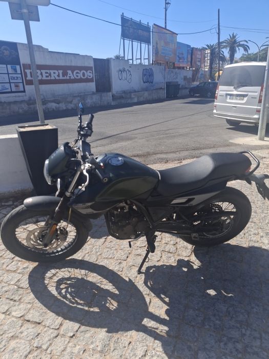 UM Scrambler Classic 125