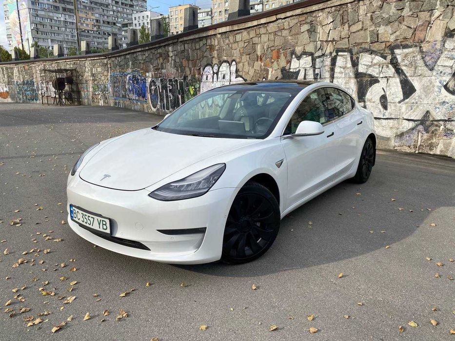 Tesla Model 3 Long Range Dual Motor 2019