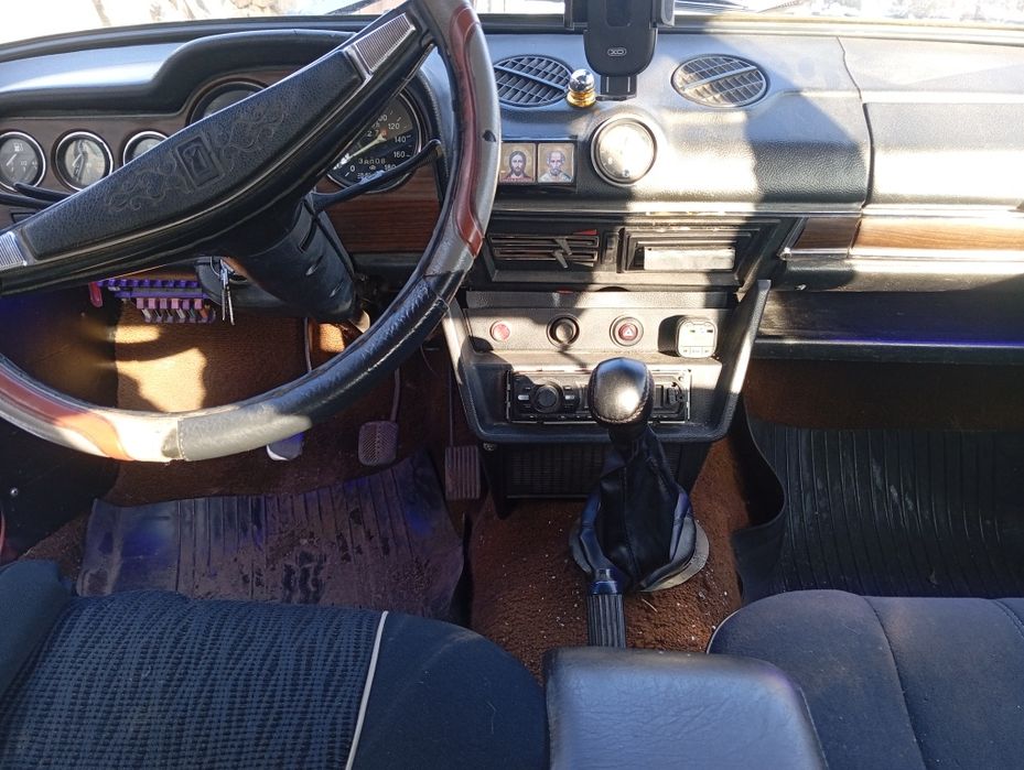 Ваз 2106 продаю .