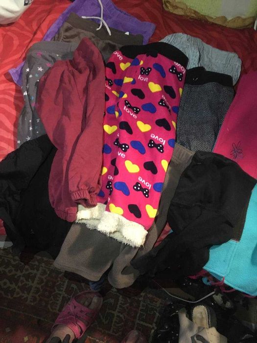 Віддам одяг для дівчинки (1 рік)