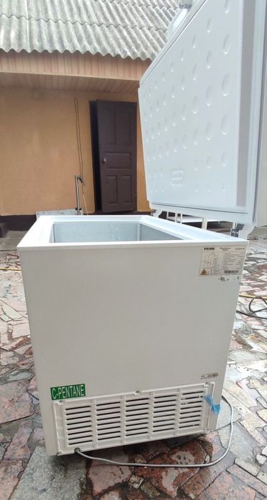 Морозильна скриня Prime Technics CS 32141 M