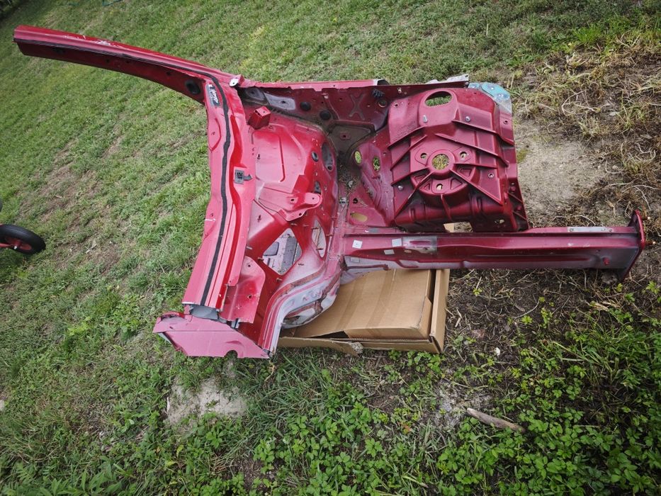 Alfa Romeo Giulia ćwiartka lewy przód
