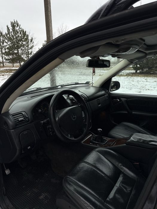 Продам Мерседес мл 300 дизель