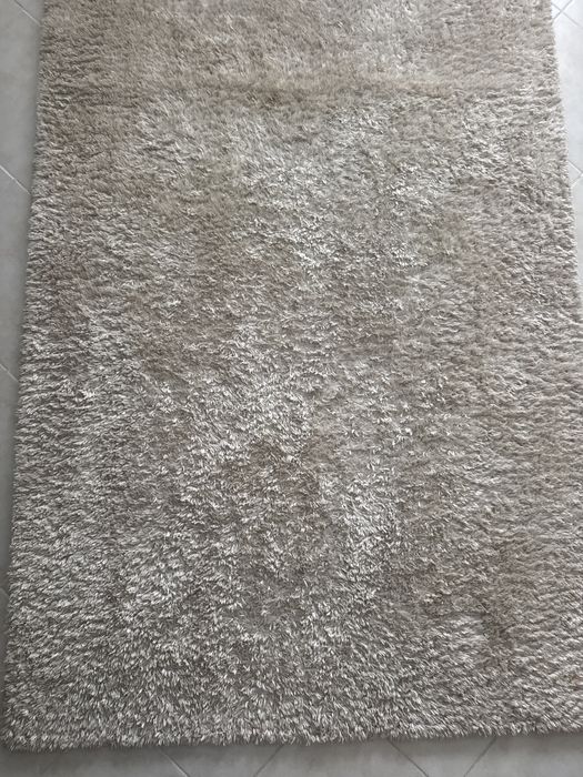 Tapete claro, bom estado