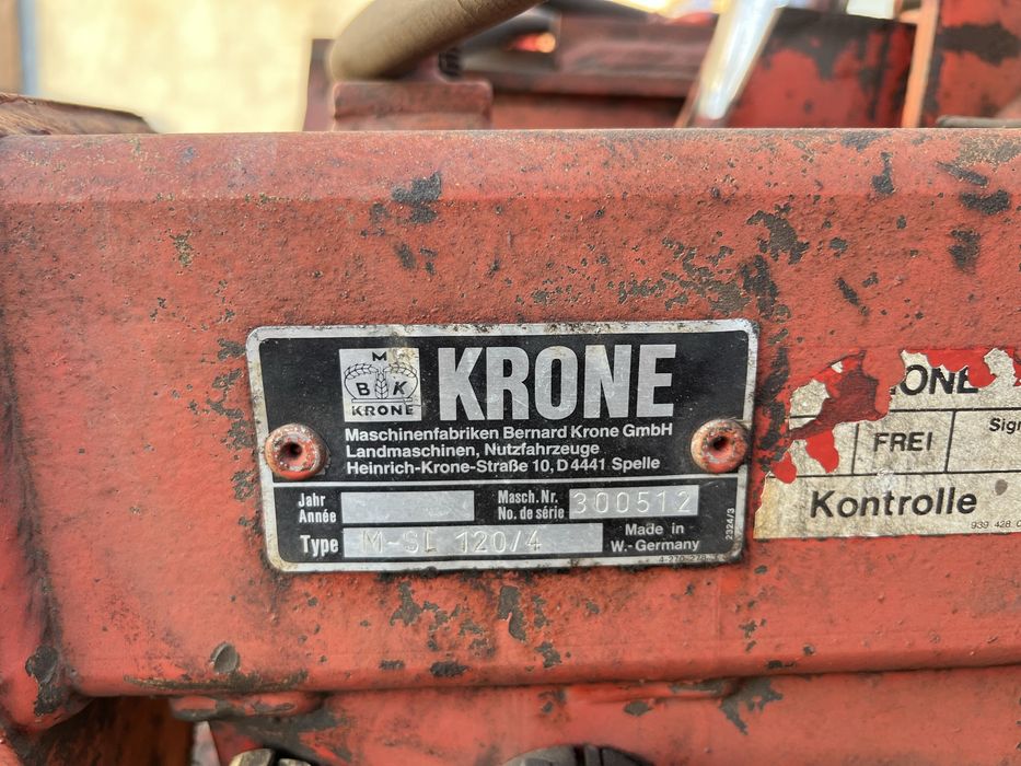 Pług 4 skibowy obrototy