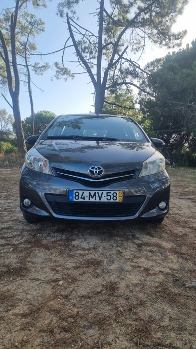 Toyota Yaris 1.0 VVT-I - Excelente estado
