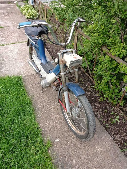 Продам скутер Benelli