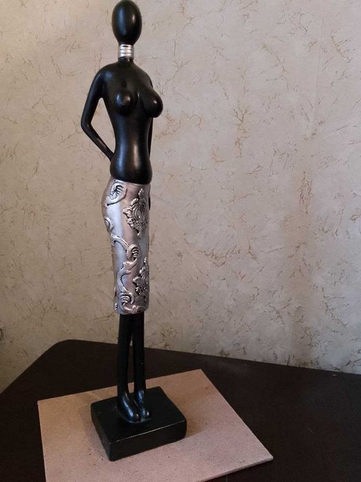 СТАТУЕТКА полістоун "Африканка"