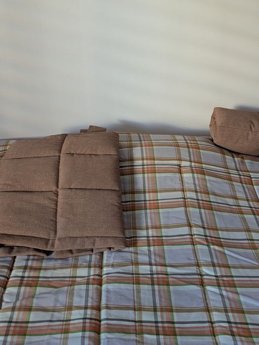 Colcha dupla face cama de casal