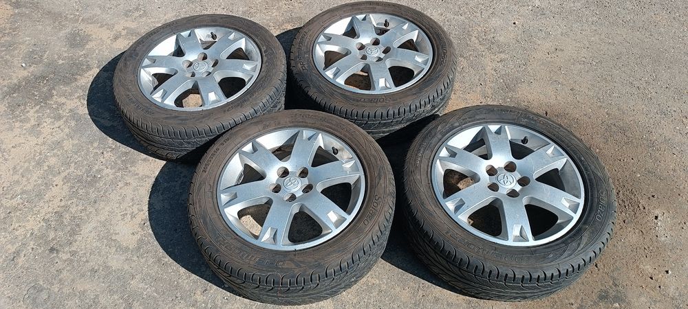 Komplet kół letnich Toyota 205/55R16 5x100