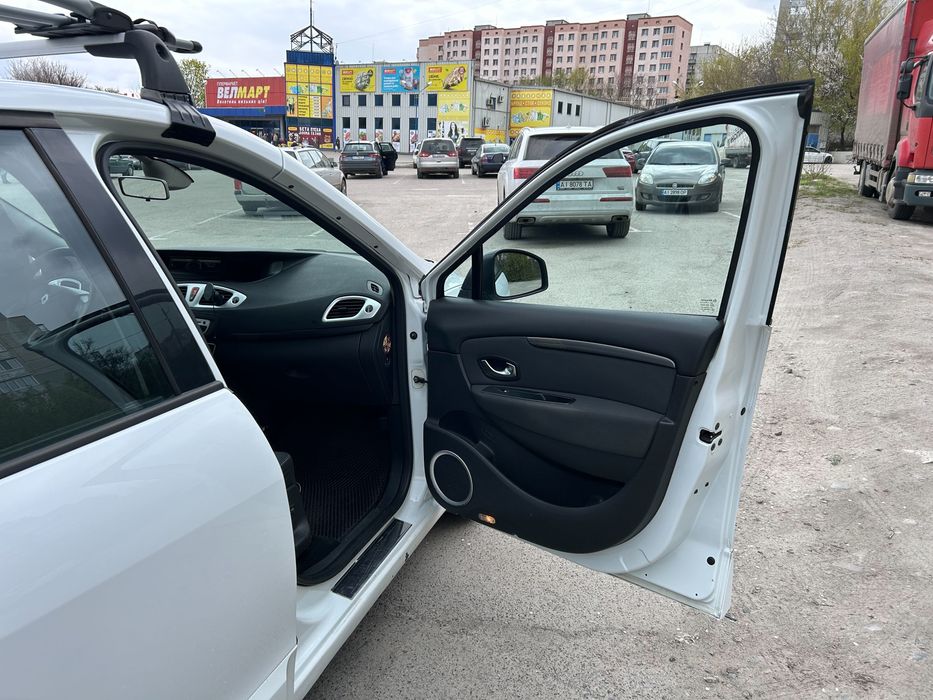 Renault Grand Scenic 1,5 дизель білий