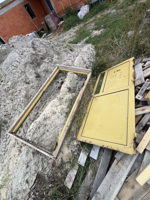 Drzwi zewnętrzne budowlane, tymczasowe, stalowe