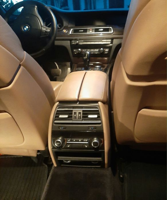 BMW 7 F02 LONG
