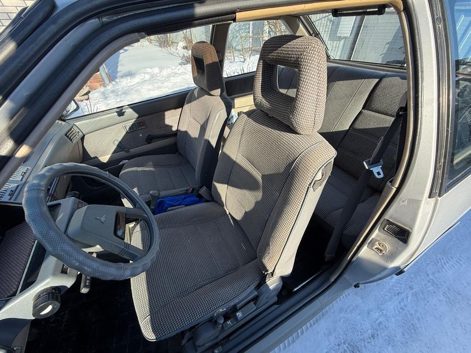 Продам Mitsubishi Colt 1984 p