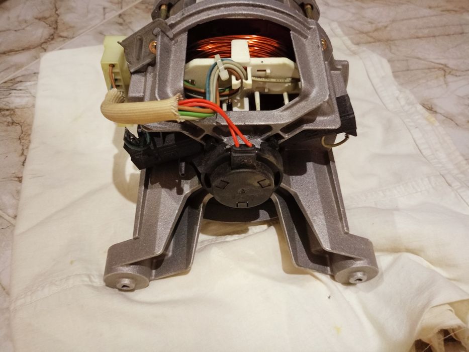 Мотор для пралки fhp motors u112 g40
