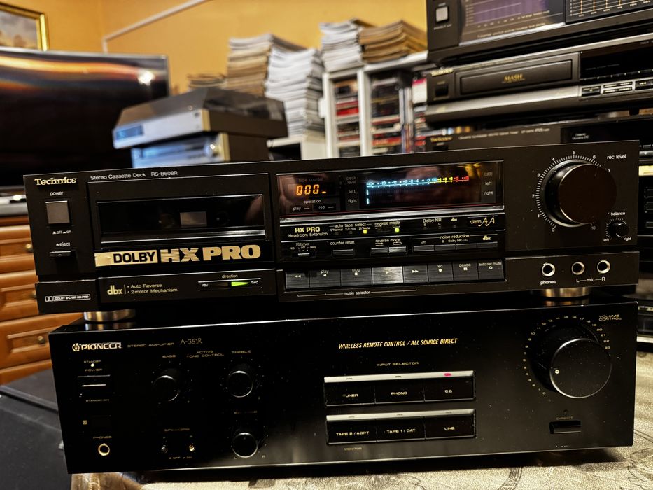 Magnetofon kasetowy Technics RS B 608 R