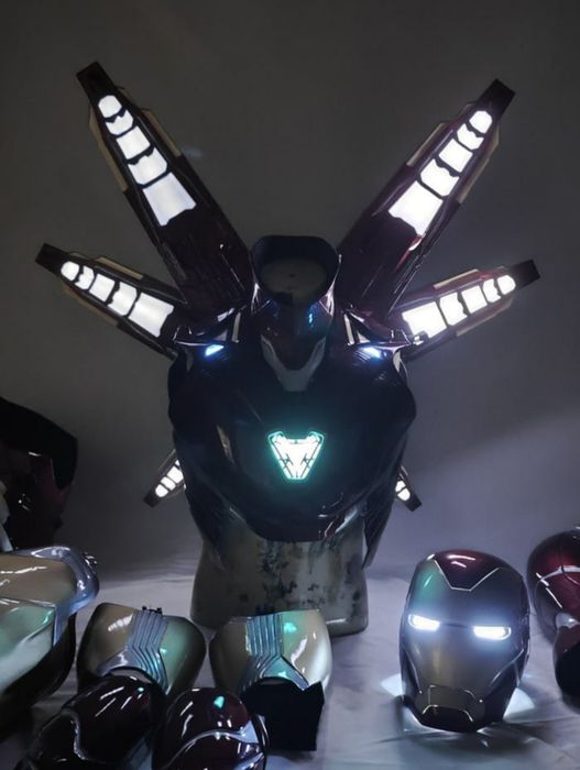 Máscara e Fato Homem de Ferro Cosplay Iron Man Avengers