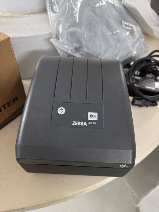 Impressora Térmica Zebra ZD220 – Ideal para Etiquetas e Recibos