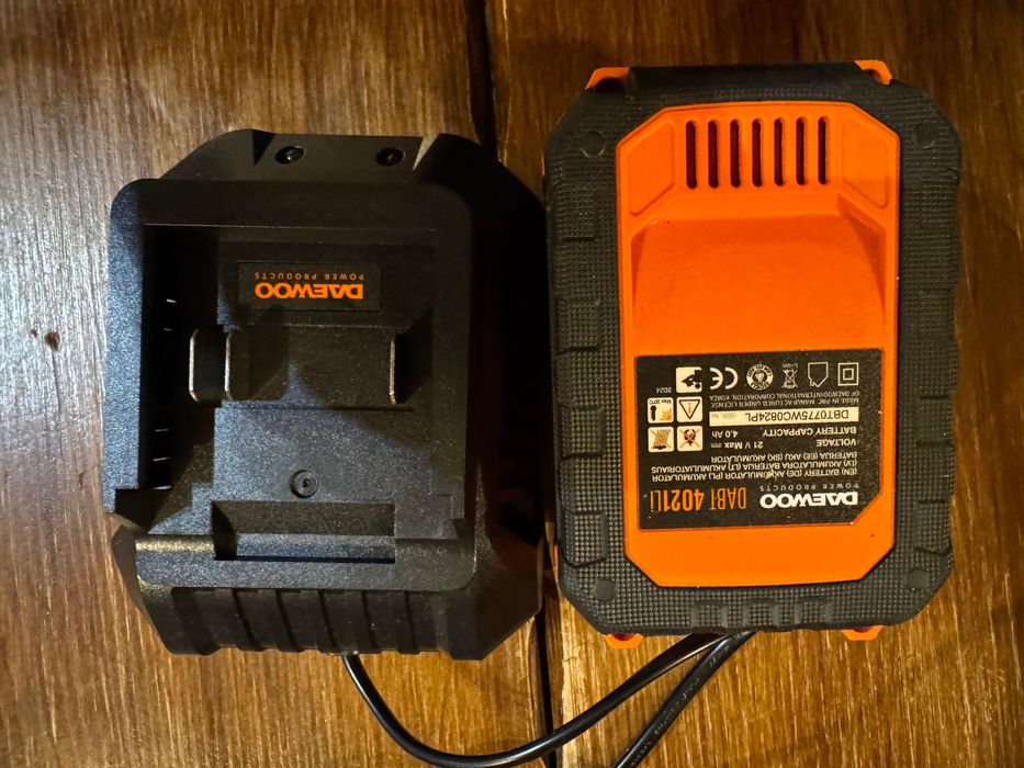 Акумуляторний снігоприбирач DAEWOO DAST 3221Li